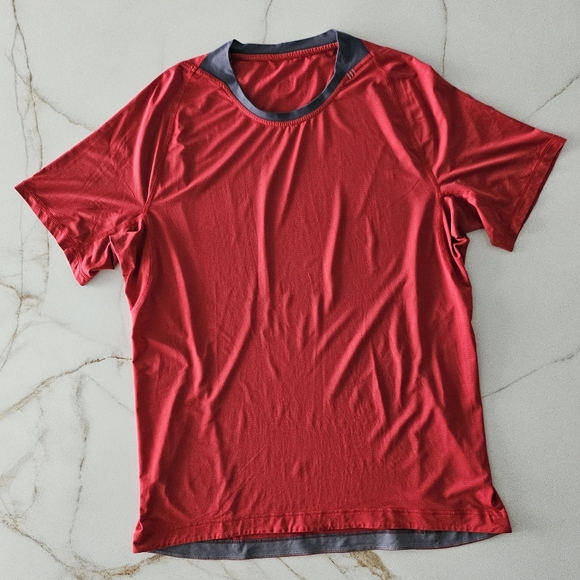 Lululemon Men's Red Crew Swift T-Shirt Classic Octagon Logo Sz XL - Picture 8 of 12